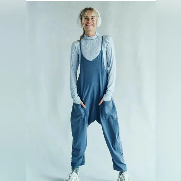 NWT FP Movement X Free People Hot Shot Onesie Skyline - Picture 1 of 4